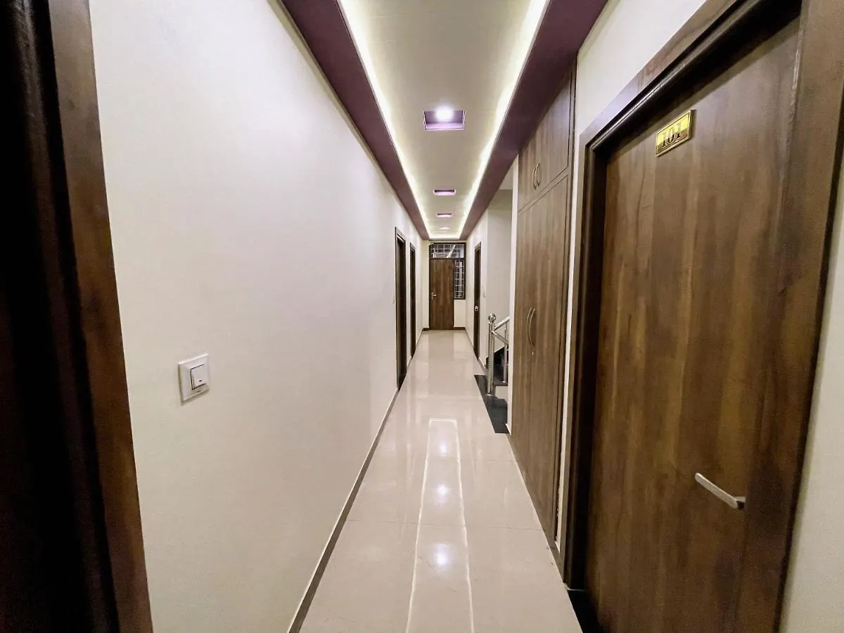 Hotel Kartikey - Nearby Monsoon Palace