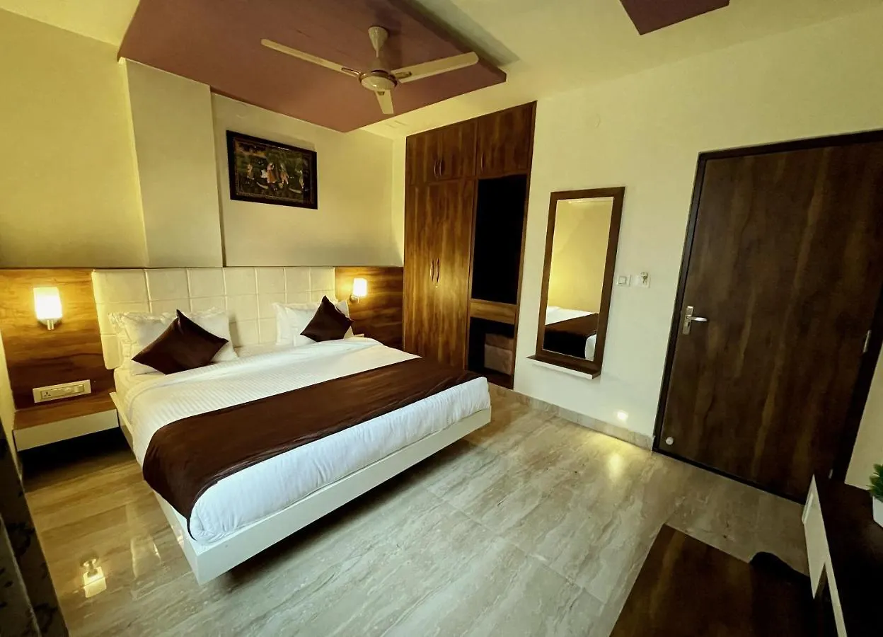 Hotel Kartikey - Nearby Monsoon Palace 인도